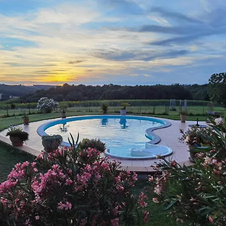 Les Hauts De Grazac, Et Tables D'hotes Bed and breakfast Grazac (Tarn)