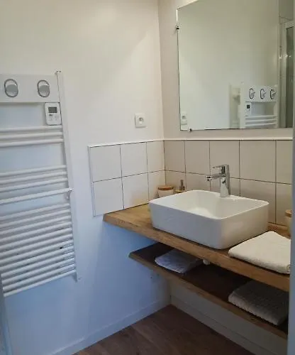 Les Hauts De Grazac, Et Tables D'hotes Bed and breakfast 3*