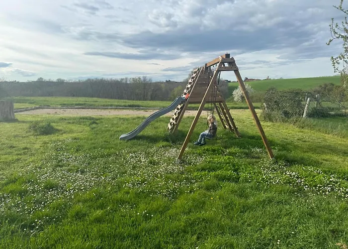 Les Hauts De Grazac, Et Tables D'hotes 3*