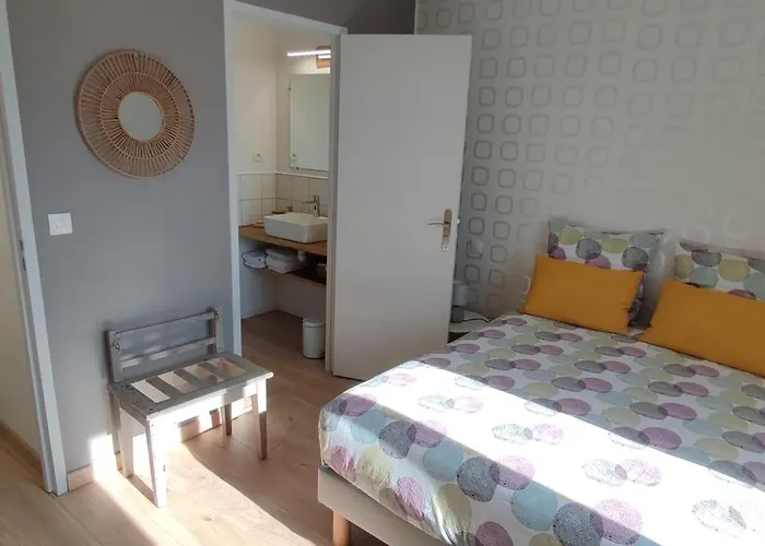 Les Hauts De Grazac, Et Tables D'hotes