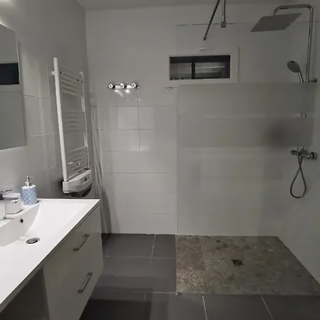 Les Hauts De Grazac, Et Tables D'hotes 3*