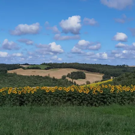 Les Hauts De Grazac, Et Tables D'hotes ベッド・アンド・ブレックファスト Grazac