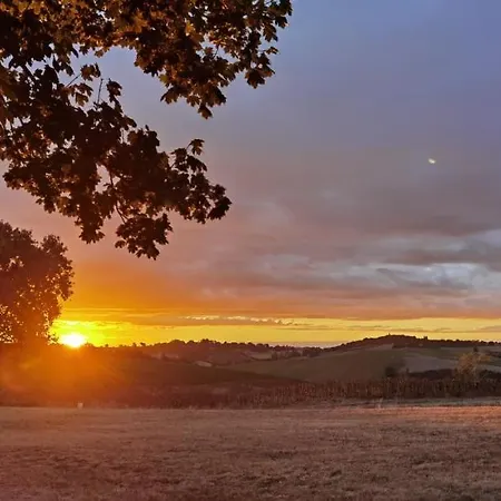 Les Hauts De Grazac, Et Tables D'hotes