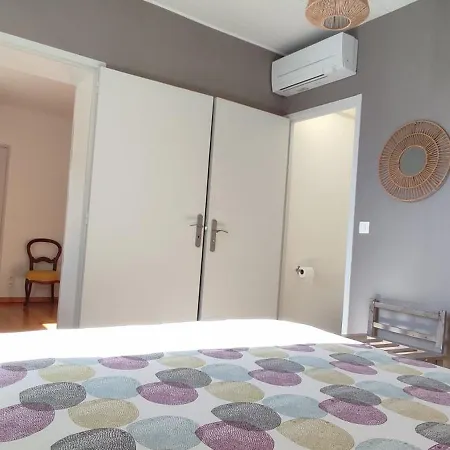 Oda ve Kahvaltı Les Hauts De Grazac, Et Tables D'hotes Grazac (Tarn)