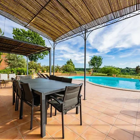 Les Hauts De Grazac, Et Tables D'hotes Bed & Breakfast Grazac (Tarn)