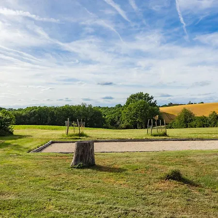 Bed & Breakfast Les Hauts De Grazac, Et Tables D'hotes
