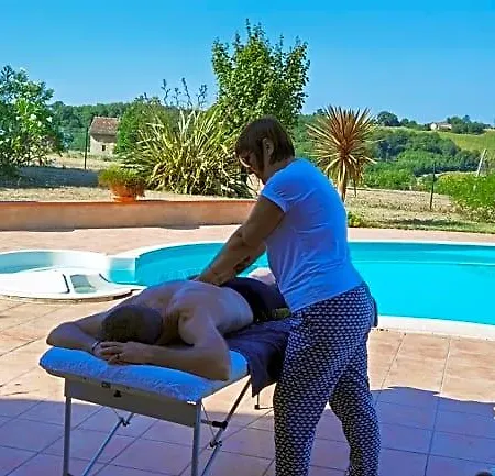 Bed & Breakfast Les Hauts De Grazac, Et Tables D'hotes 3*