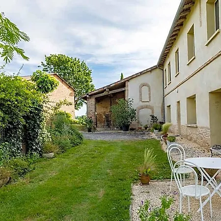 Les Hauts De Grazac, Et Tables D'hotes Bed & Breakfast Grazac (Tarn)