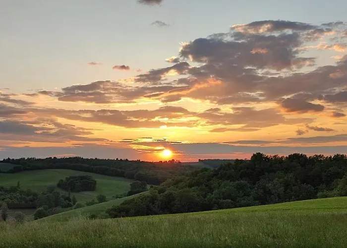 Frühstückspension Les Hauts De Grazac, Et Tables D'hotes