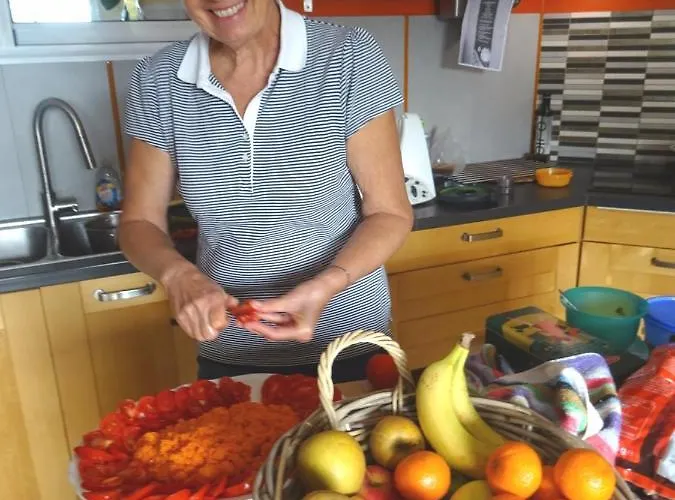 Les Hauts De Grazac, Et Tables D'hotes Frühstückspension Grazac (Tarn)