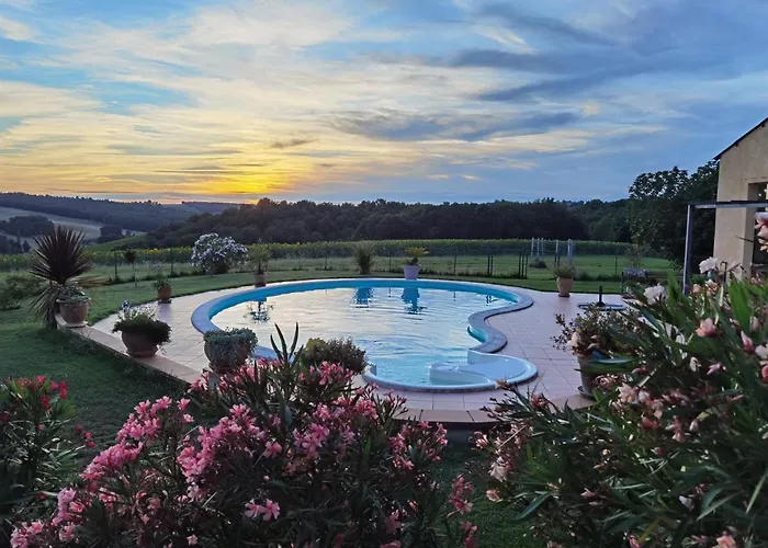 Les Hauts De Grazac, Et Tables D'hotes Frühstückspension Grazac (Tarn)