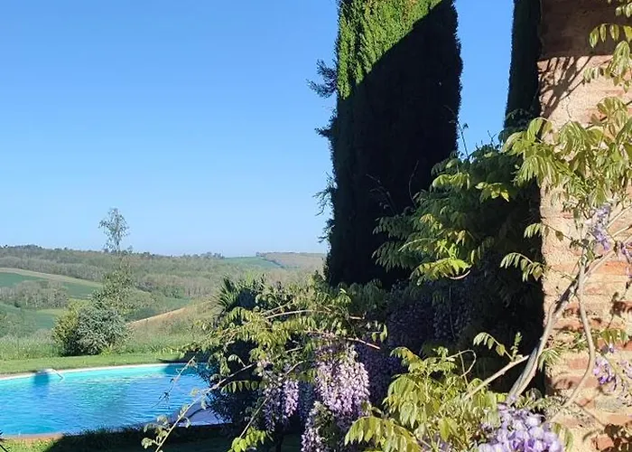Les Hauts De Grazac, Et Tables D'hotes Frühstückspension 3*